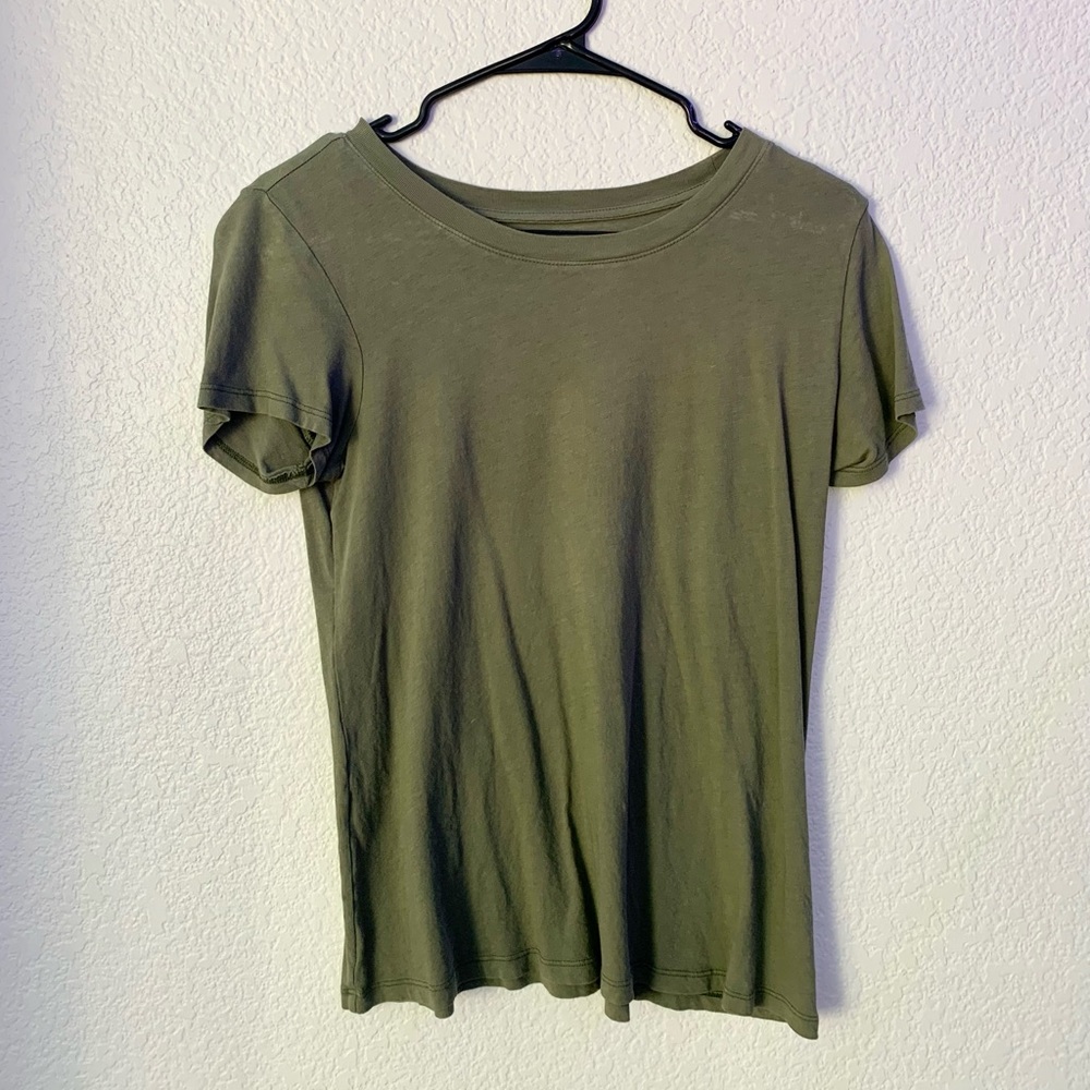 AMERICAN EAGLE GREEN SHIRT